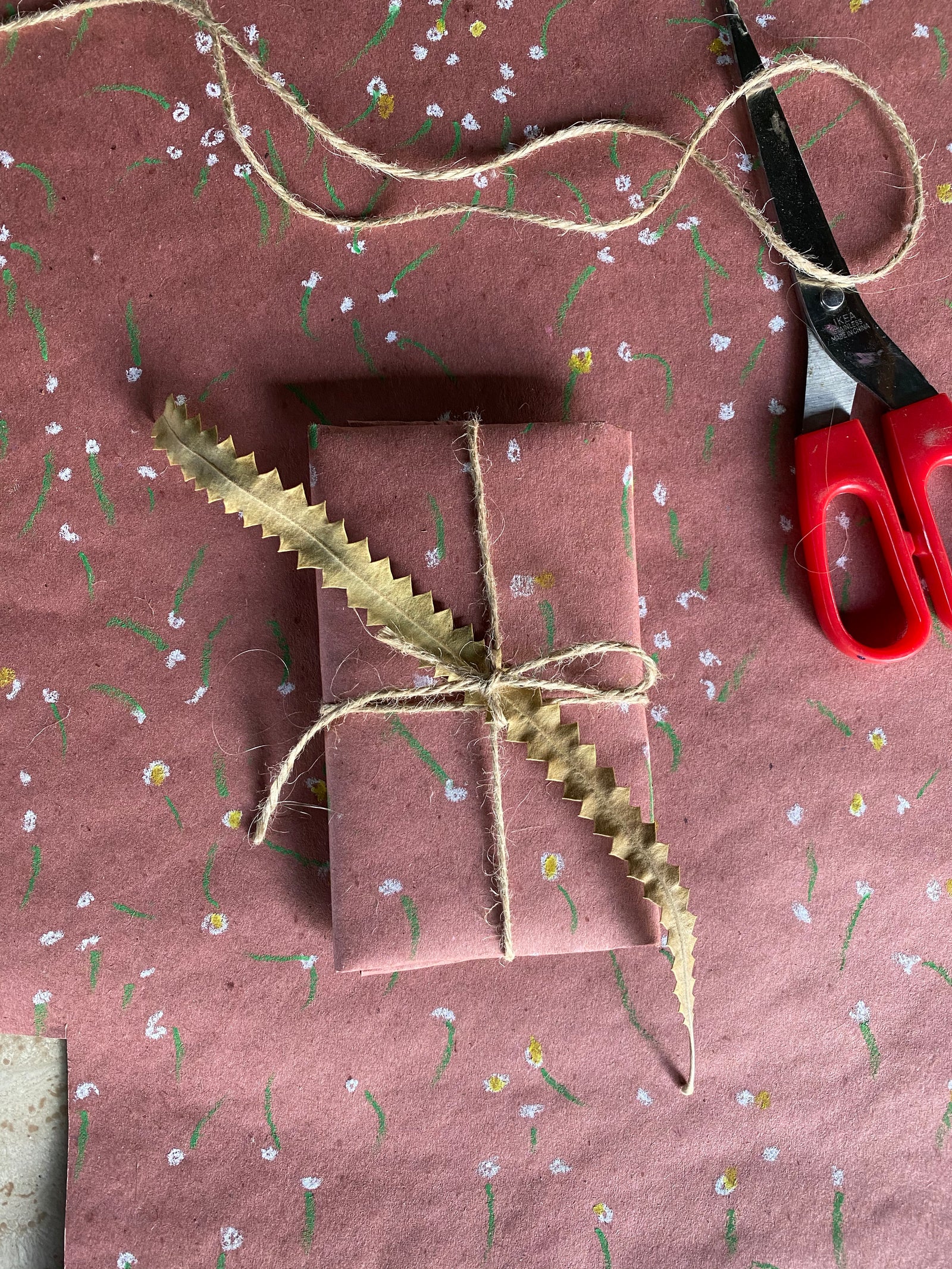 Decorate your own Wrapping Paper
