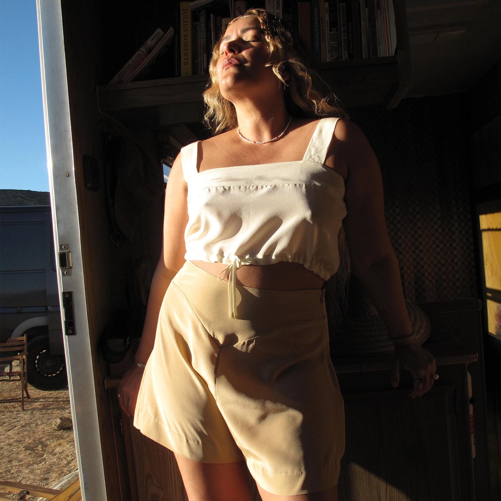 Beatrice Valenzuela - BELLA BLOOMERS