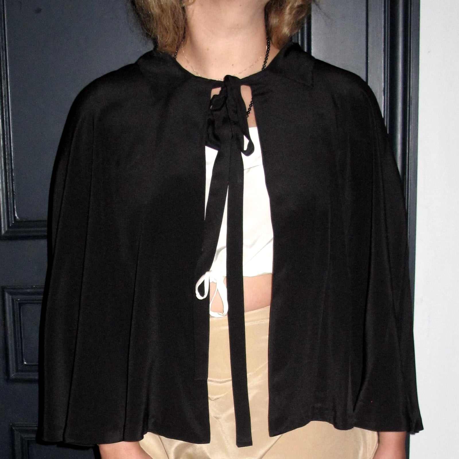 Beatrice Valenzuela - MARTINA CAPE