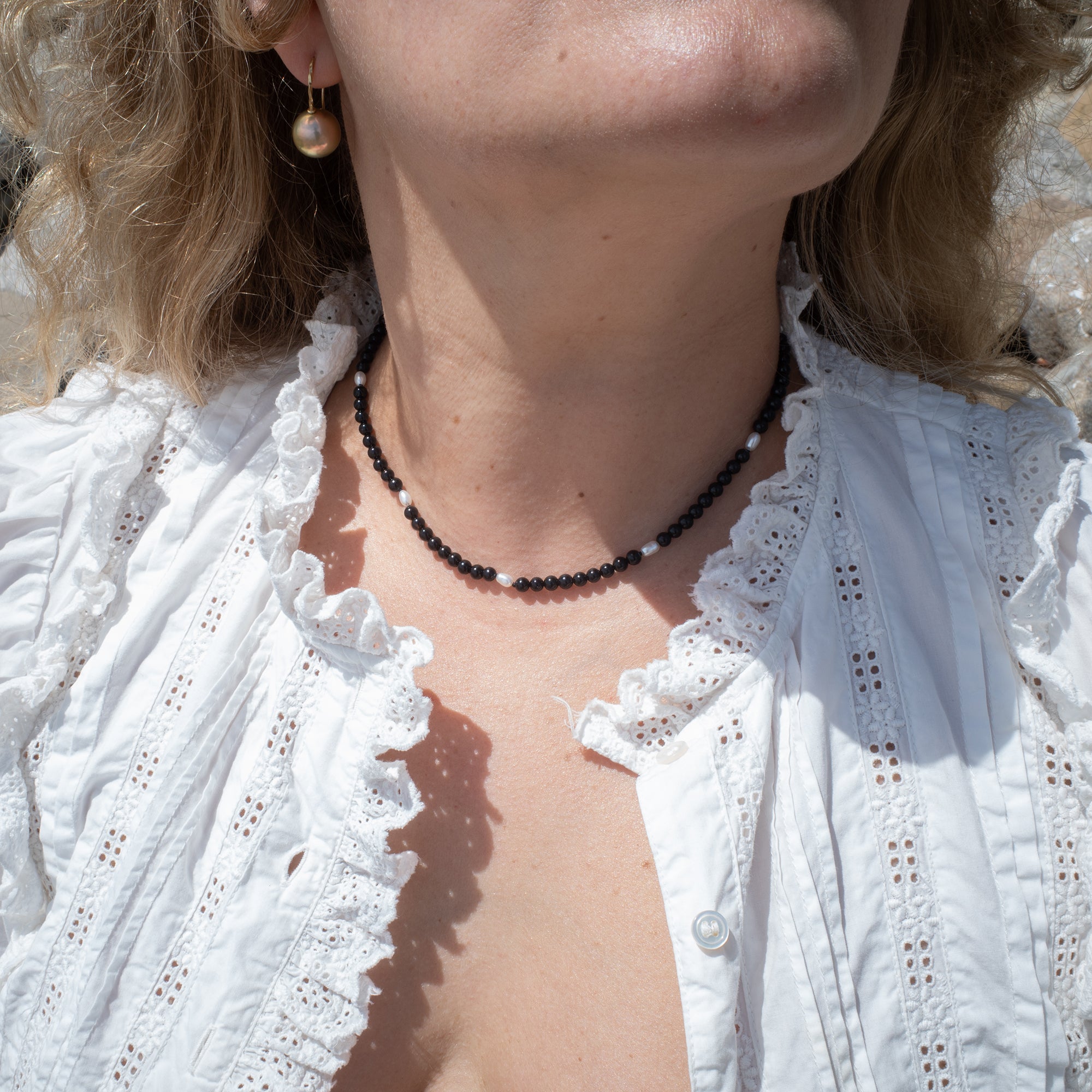 ONYX & PEARL NECKLACE