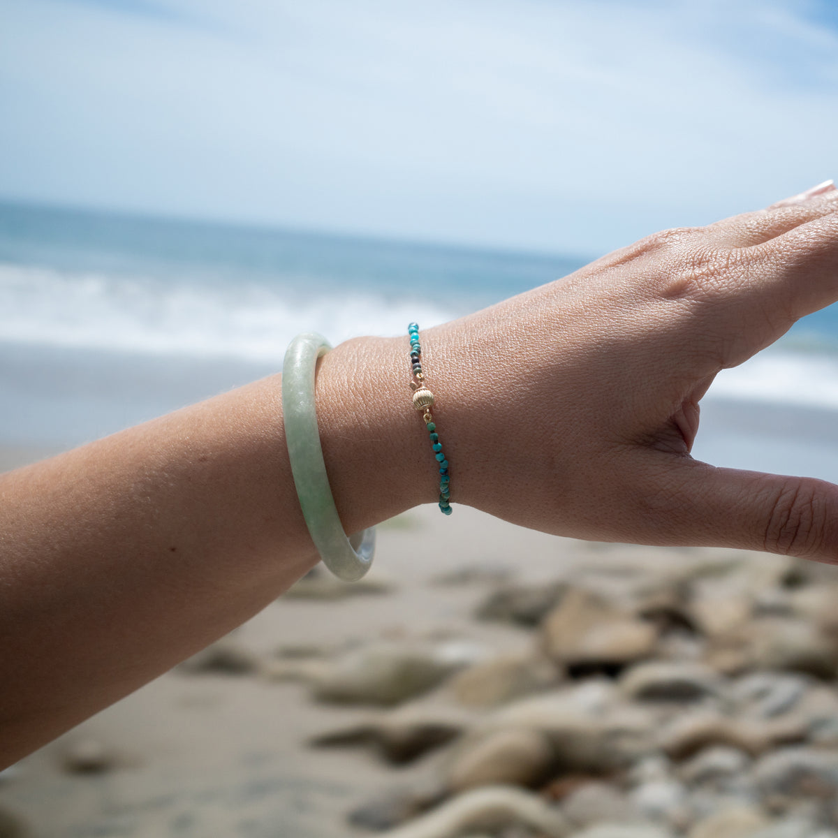 VARIEGATED TURQUOISE BRACELET