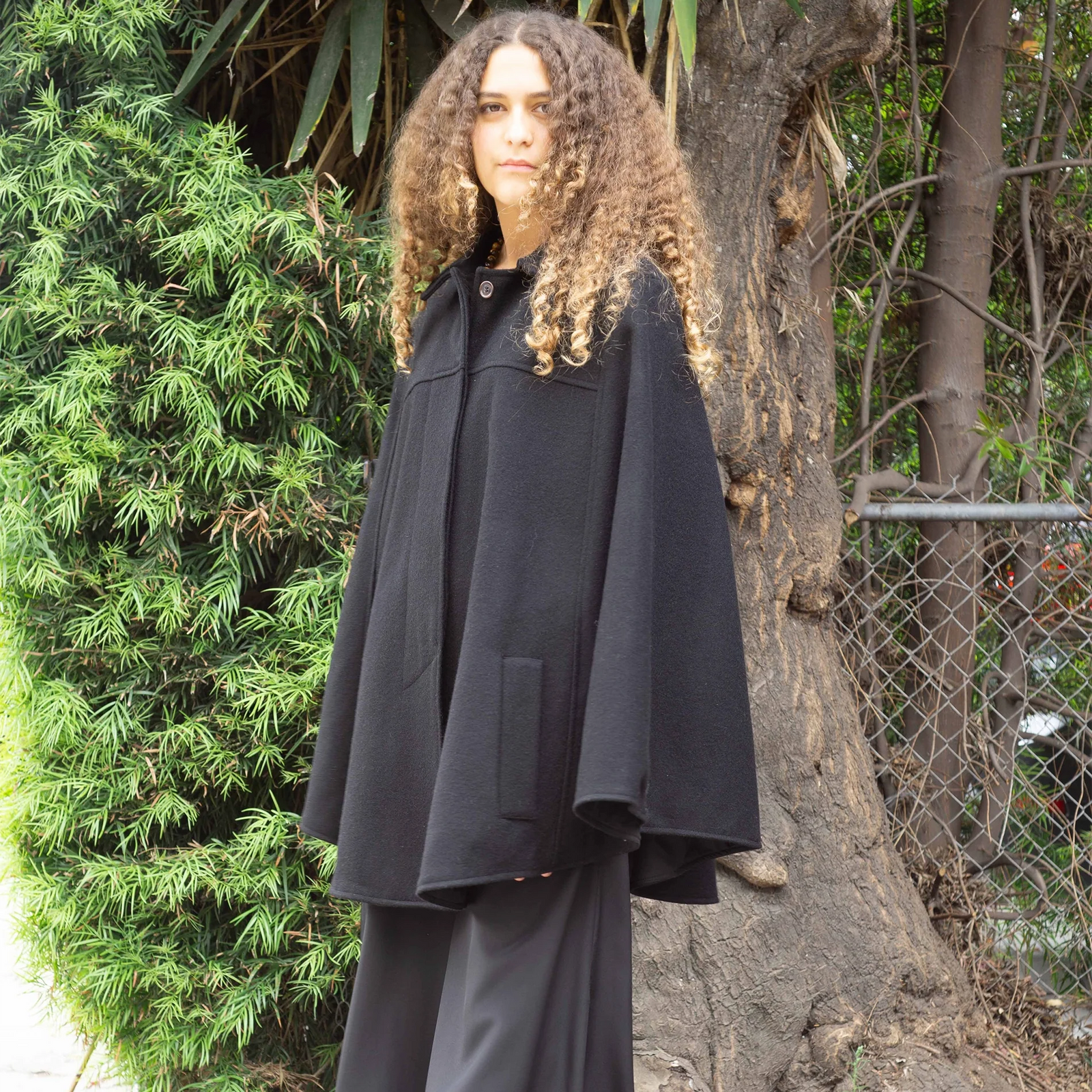 Beatrice Valenzuela - TRAMUNTANA WOOL CAPE