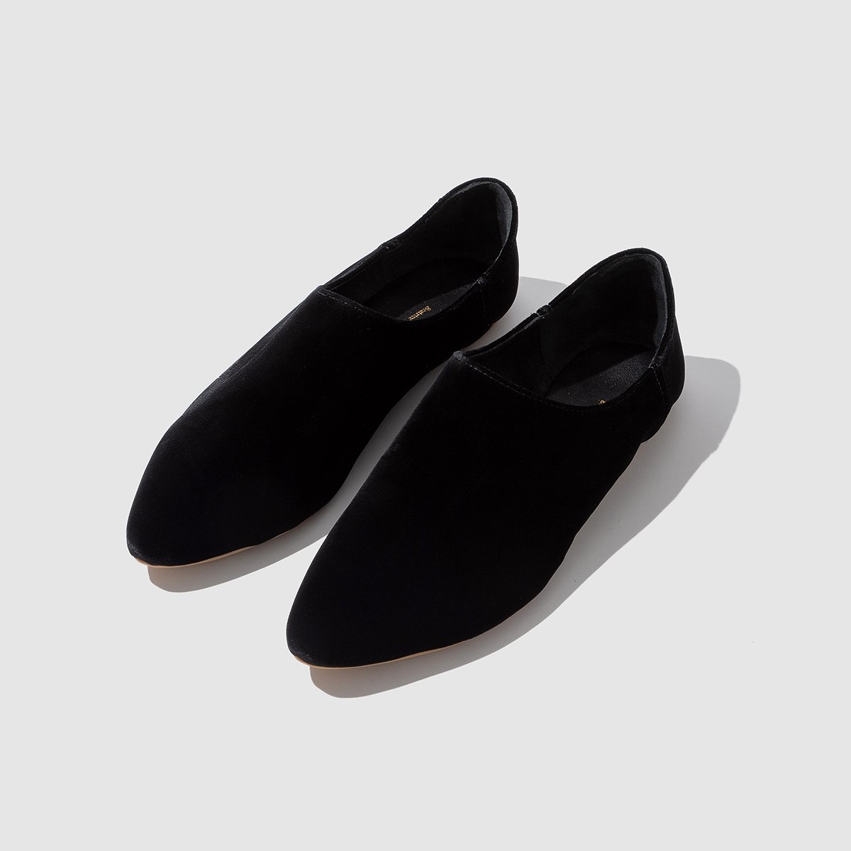 Beatrice Valenzuela - MIDNIGHT VELVET BABOUCHE