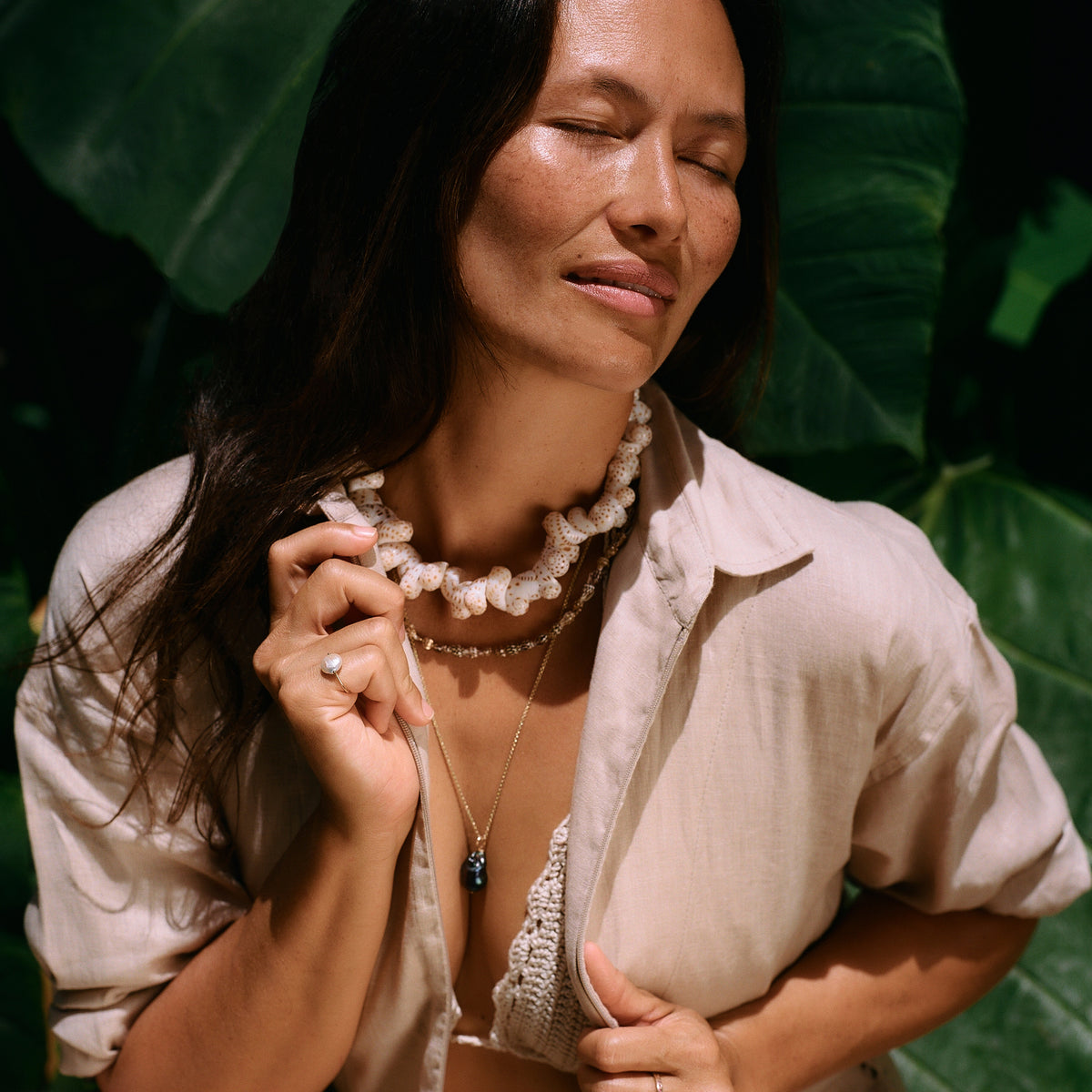 Beatrice Valenzuela - TIGER MOONSHELL NECKLACE