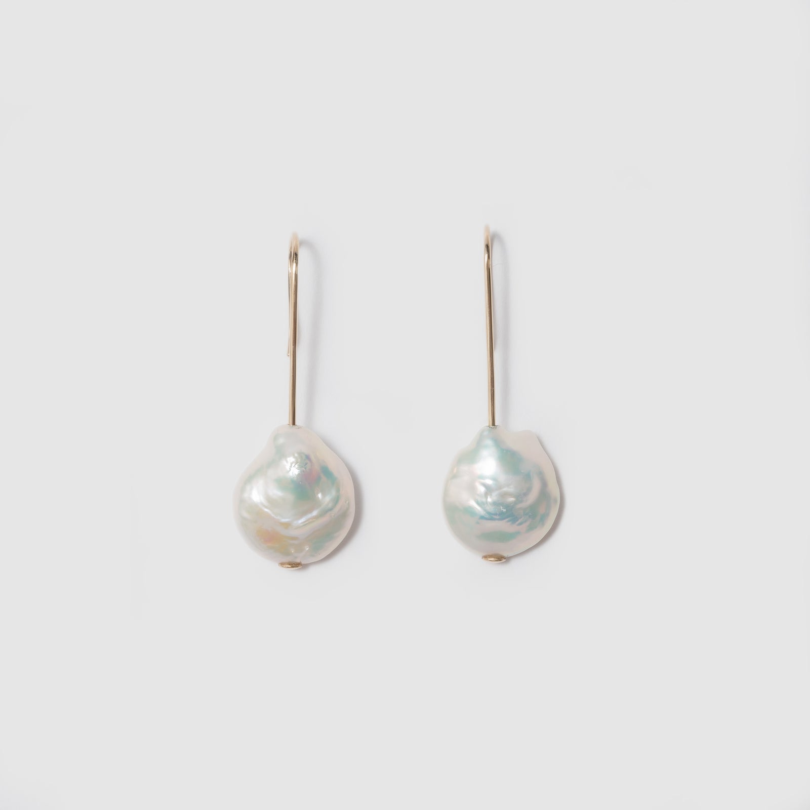 Beatrice Valenzuela - WHITE BAROQUE PEARL EARRINGS