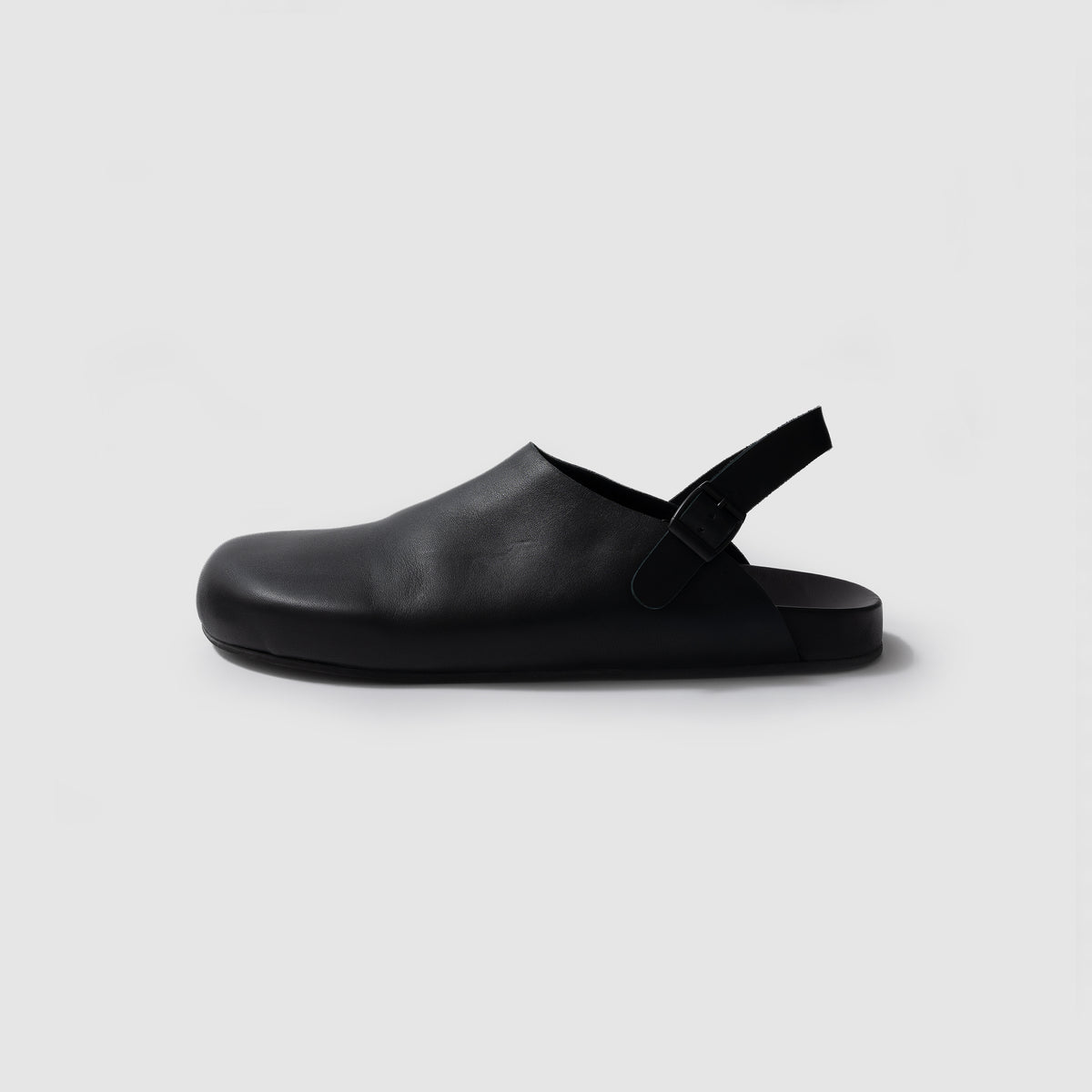 Beatrice Valenzuela - MEN&#39;S BLACK CLOG