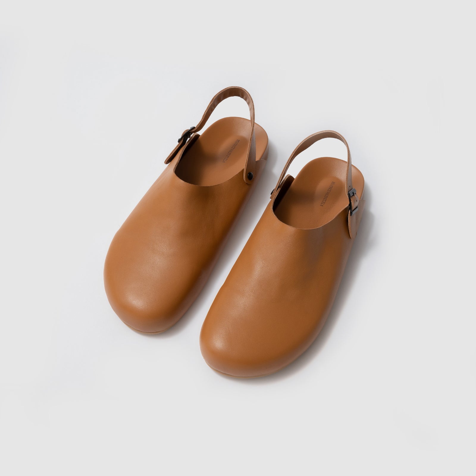 Beatrice Valenzuela - MEN'S CAJETA CLOG