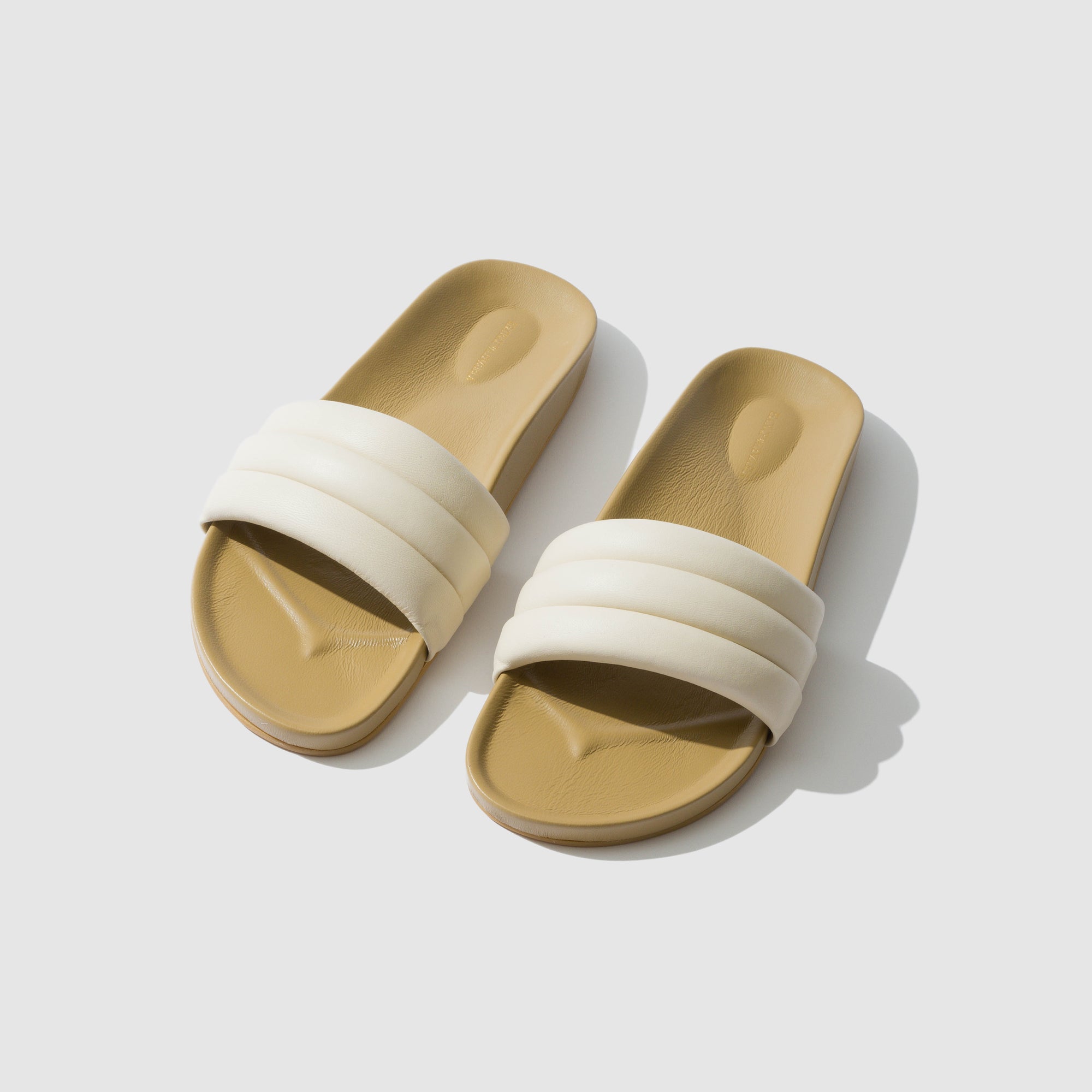 Beatrice Valenzuela - SHELL CLASSIC SANDALIA